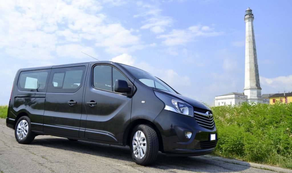 Vivaro (2)