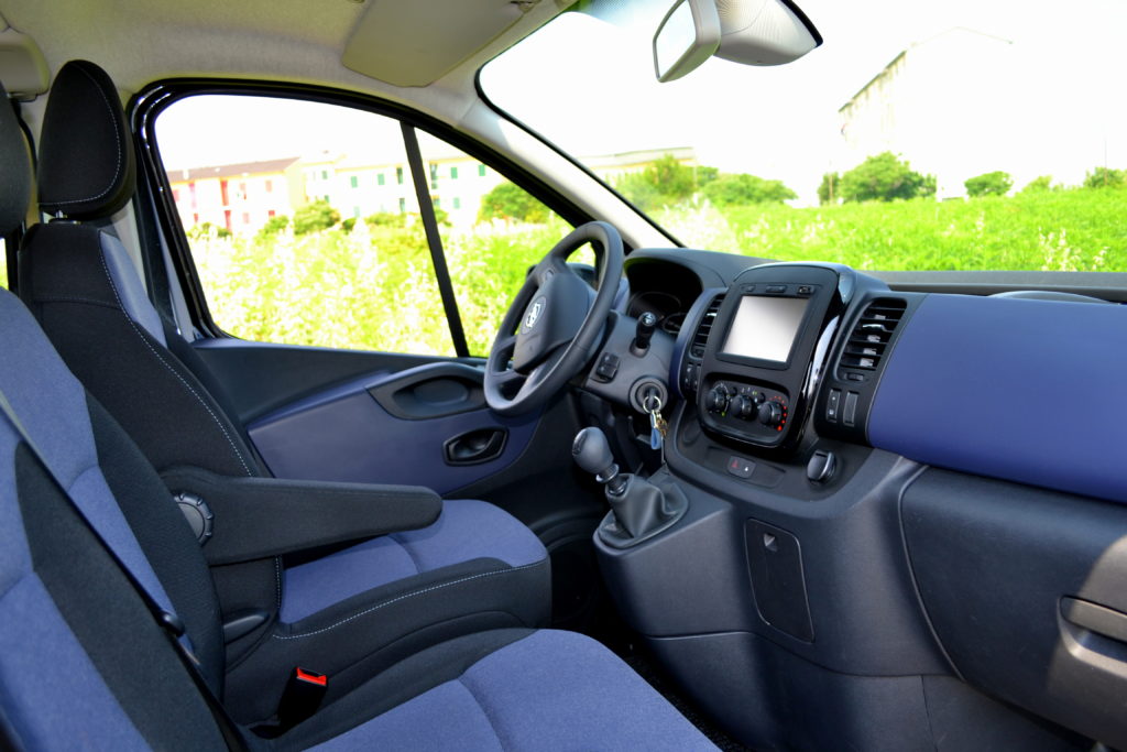 Vivaro (6)